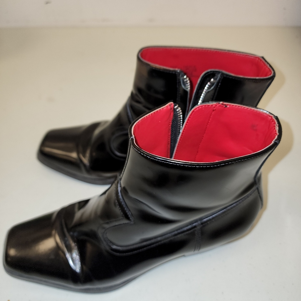 Black boots
